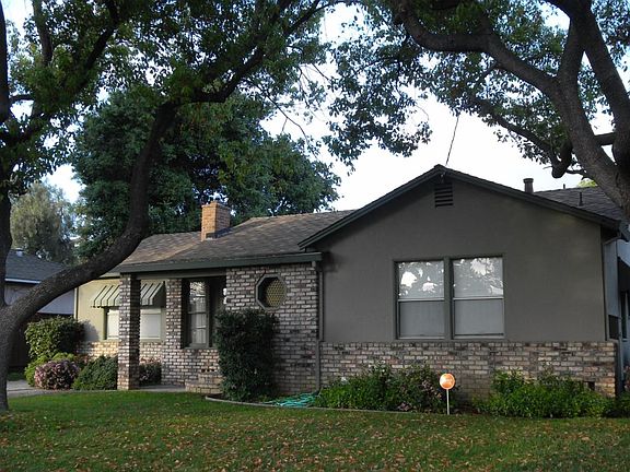 2nd image of 292 Lyndale Ave