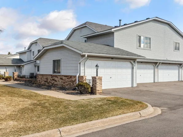 11101 Drake St NW, Coon Rapids, MN 55433