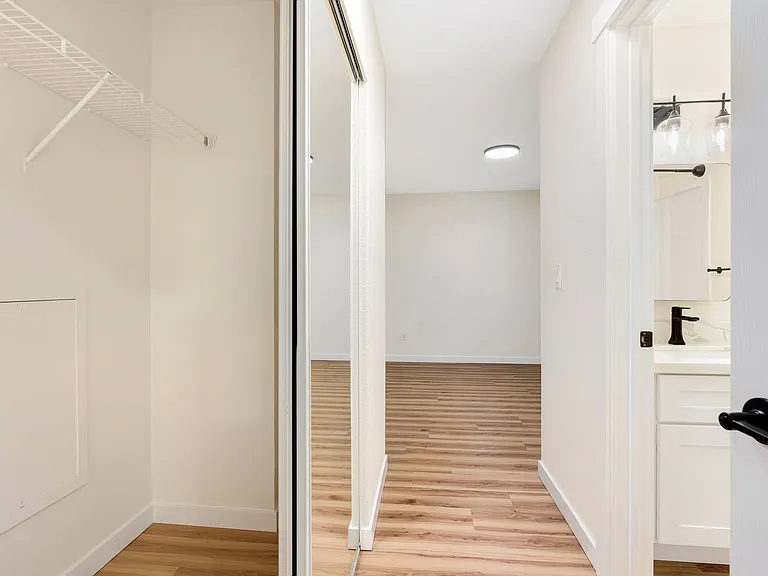 Belcourt Apartments — Photo 20