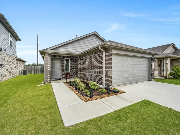 24322 Elmwood Falls Dr, Spring, TX 77373