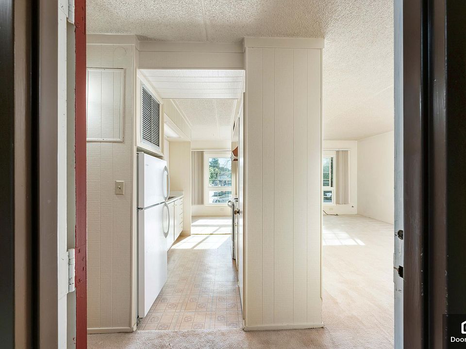 1st image of 330 Sierra Vista Ave #11