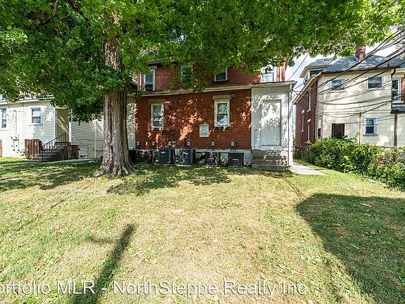 5th image of 1659 Summit St #1661-B