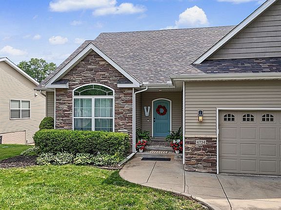 3rd image of 4734 Sawyers Dr