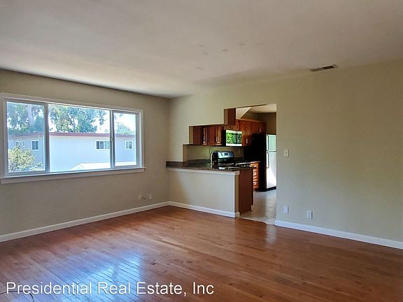 2nd image of 251 Lincoln Ave APT 3