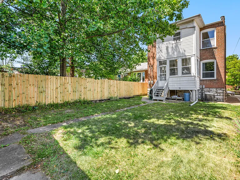 5432 Cologne Ave #A — Photo 8