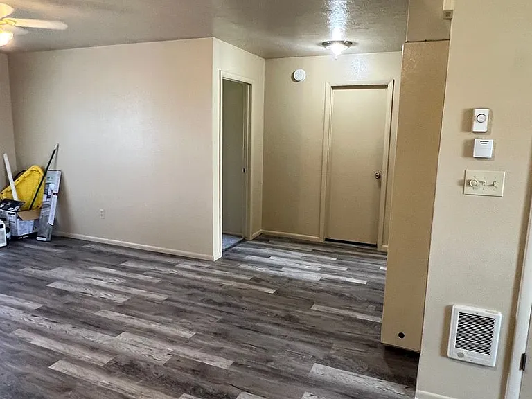 323 & 331 N 1600 W — Photo 3