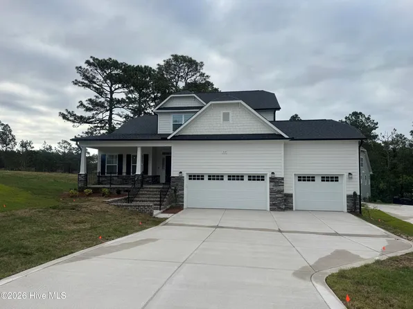 313 Phelps Lk Lane #582, Aberdeen, NC 28315