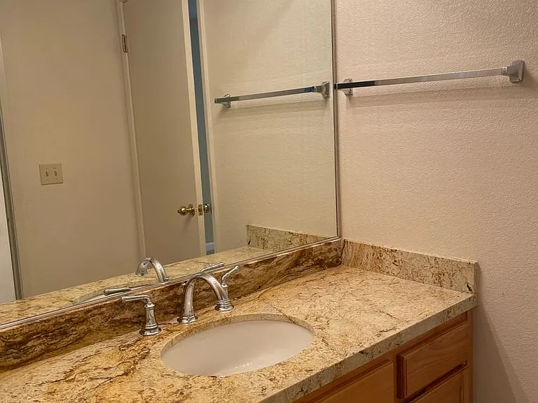 120 Billington Ln — Photo 15