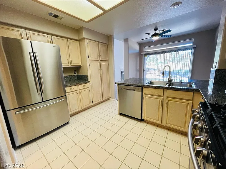5409 La Patera Ln — Photo 7