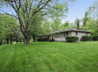 1286 N 935th Rd, Lawrence, KS 66047