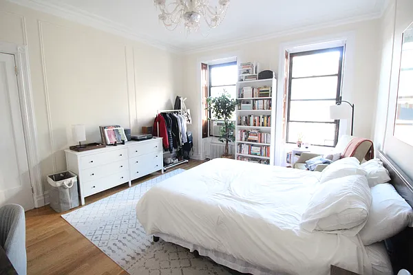 Rented by Luxor Homes & Investment Realty | media 18