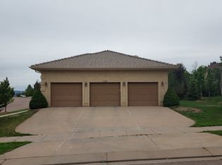 9910 Pleasanton Dr, Colorado Springs, CO 80920