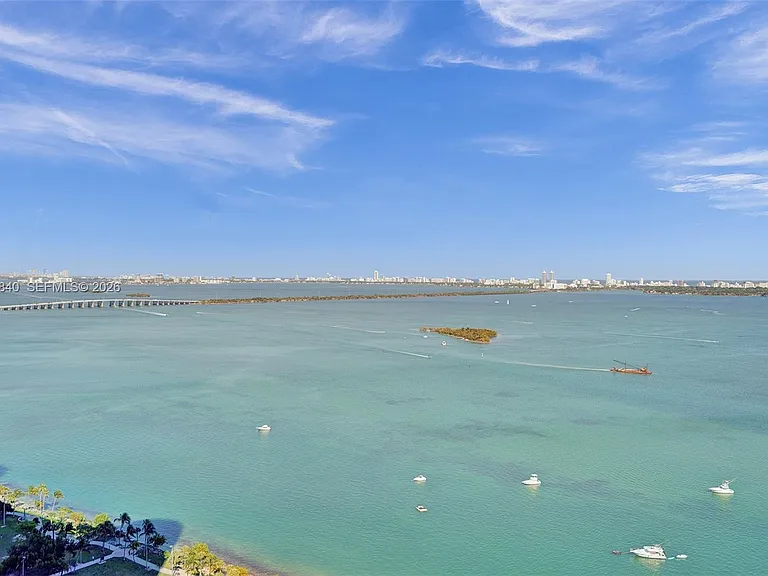 1750 N Bayshore Dr #3802 — Photo 31