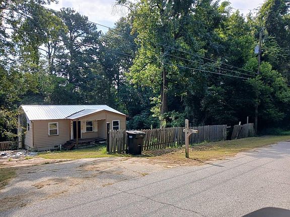 2nd image of 812 Winall Dr