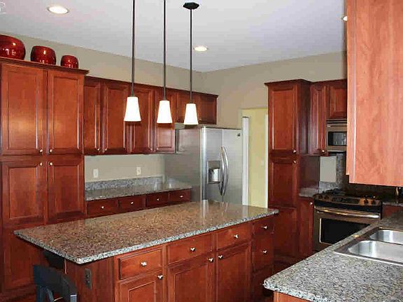 5th image of 8310 Stagghorn Dr