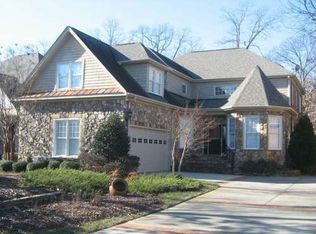 8801 Barleymoor Dr, Raleigh, NC 27615