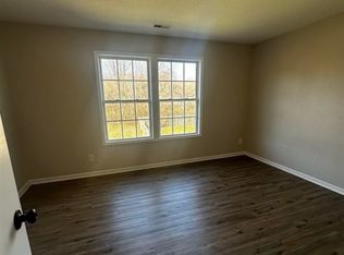 415 N John Doy Ct #A, Lawrence, KS 66049