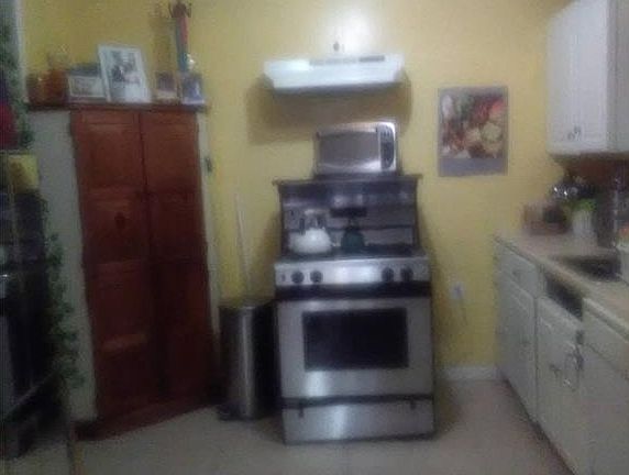 3rd image of 18705 Arrowhead Ave