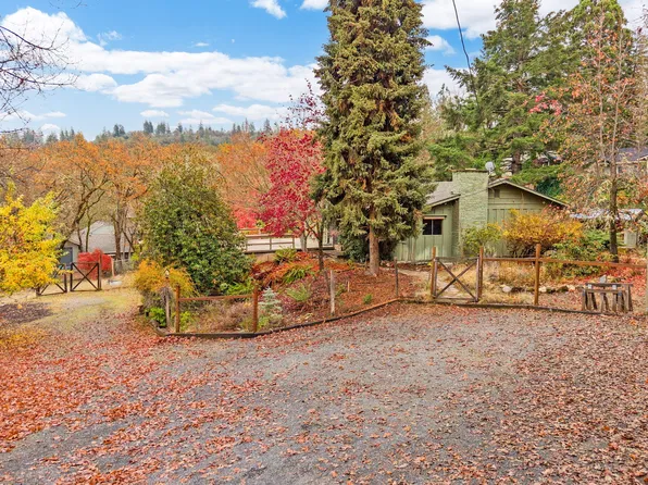 945 Applegate St, Jacksonville, OR 97530