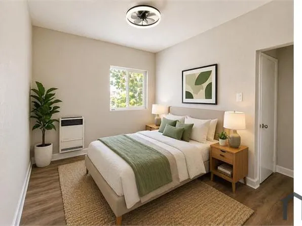 145 E 36th Pl APT B, Los Angeles, CA 90011