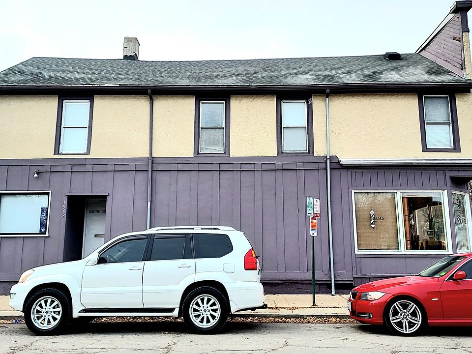 2nd image of 1000 Foster St