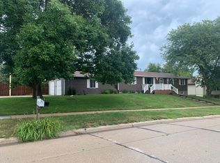 1008 W 2nd Ave, Wayne, NE 68787
