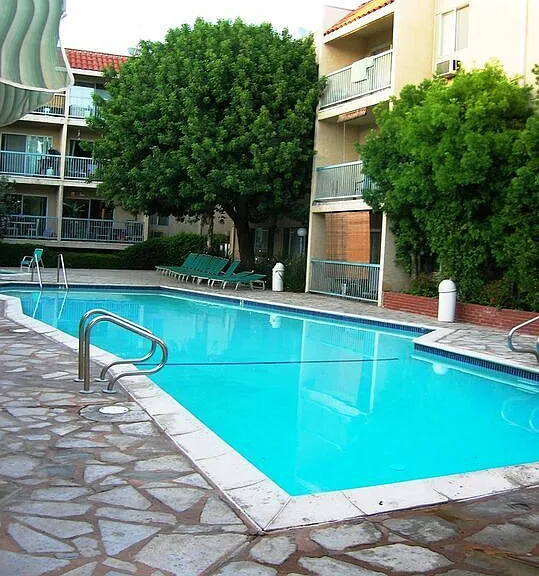 18307 Burbank Blvd #207 — Photo 21