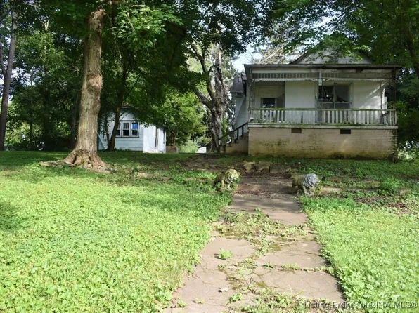 620 Main Street, Charlestown, IN 47111