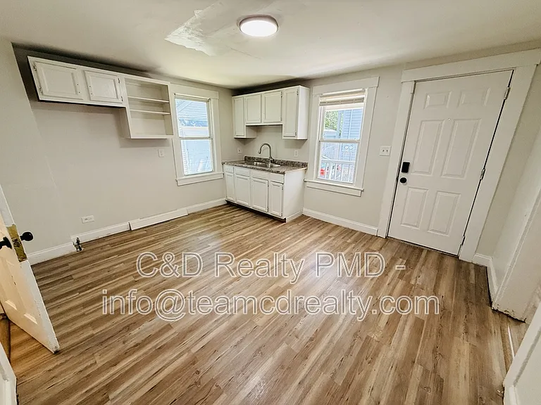 1209 E 167th St — Photo 18