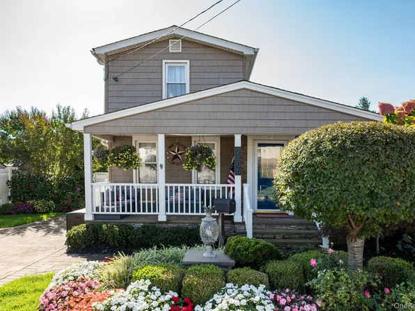 2806 Wilson Avenue, Bellmore, NY 11710