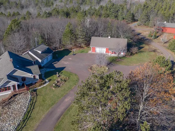 29085 Friendly Valley Rd, Washburn, WI 54891
