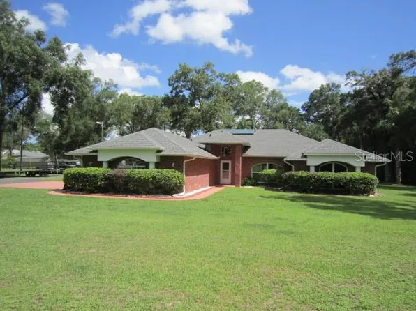 975 Rolling Acres Dr, Deland, FL 32720