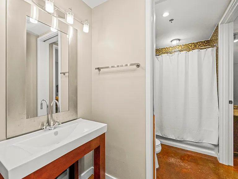 600 12th Ave S #1411 — Photo 22