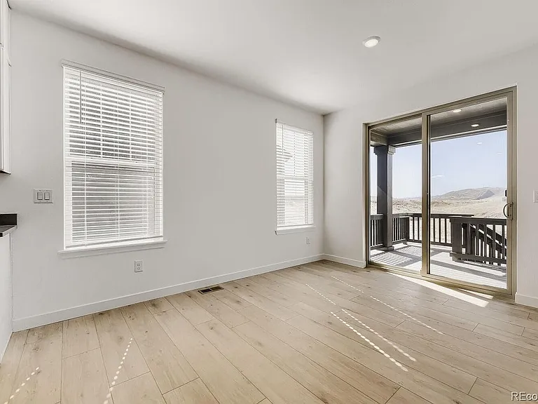15402 W Dequesne Ave — Photo 10