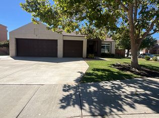 2556 Cloverdale Ct, Palmdale, CA 93551