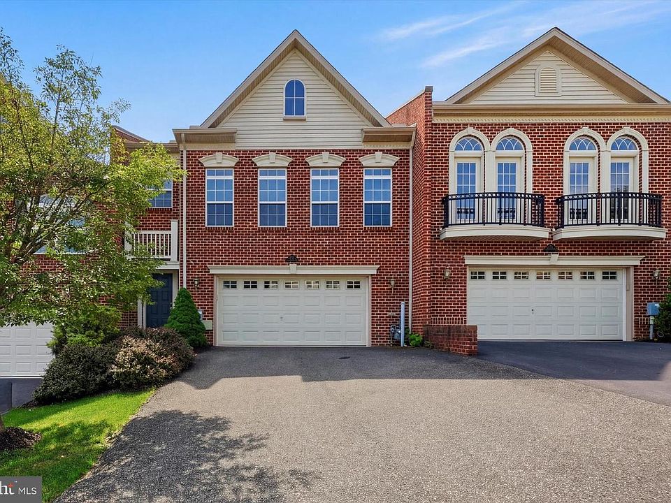 1st image of 3132 Fieldstone Ct Unit 68