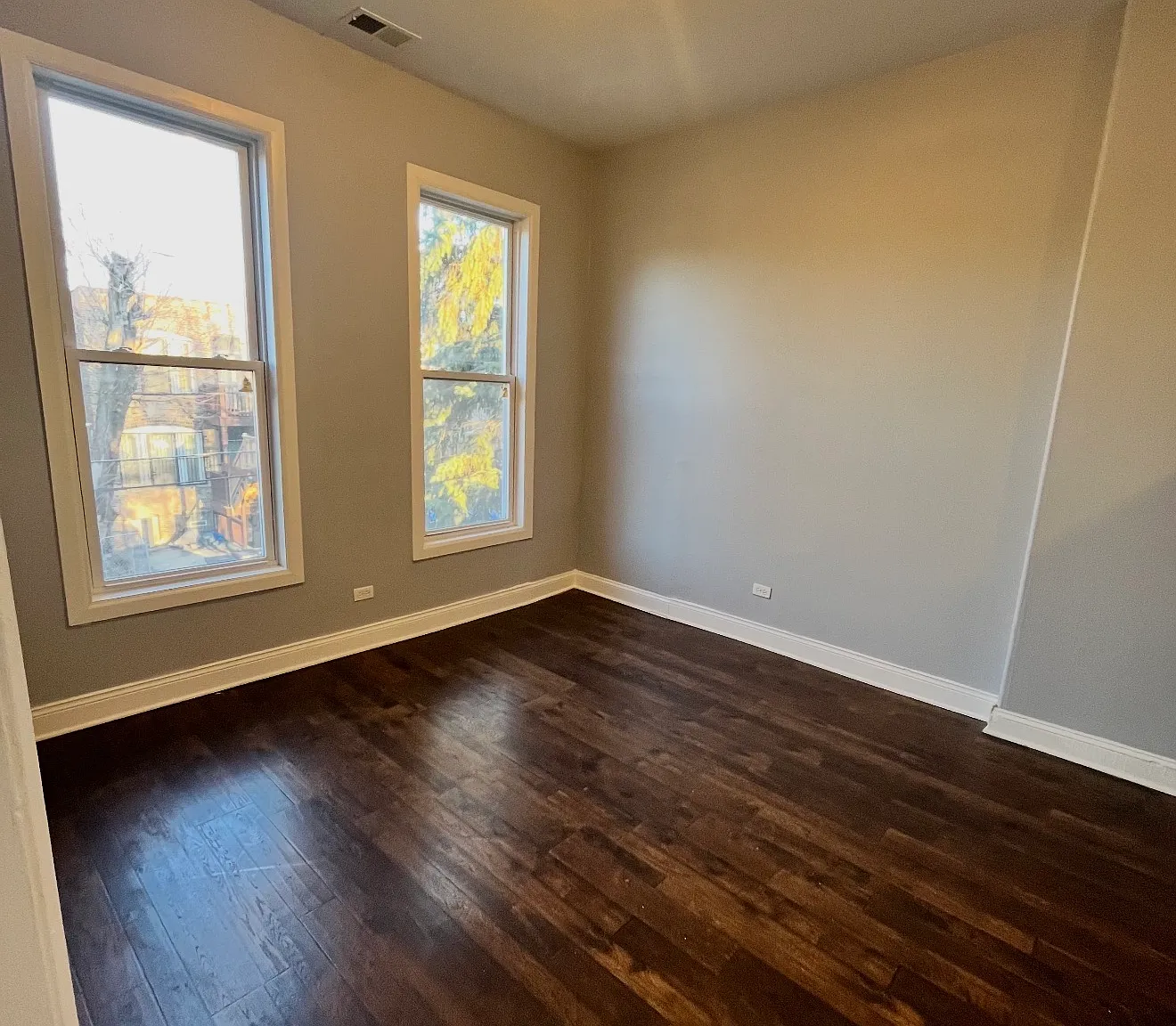 2 bed, $1,300 — Photo 3