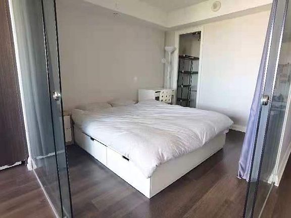 3rd image of 155 Yorkville Ave #2220