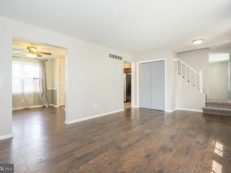 107 Washington Ave — Photo 24