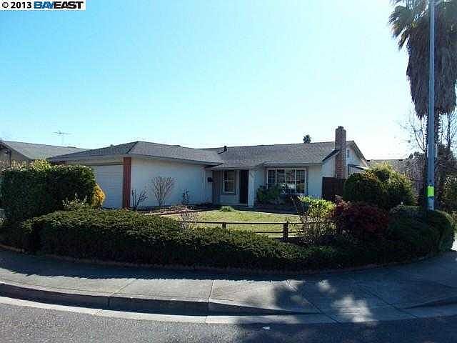 1st image of 4369 Victoria Ave