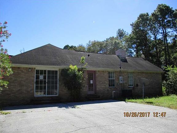 2nd image of 206 12th St