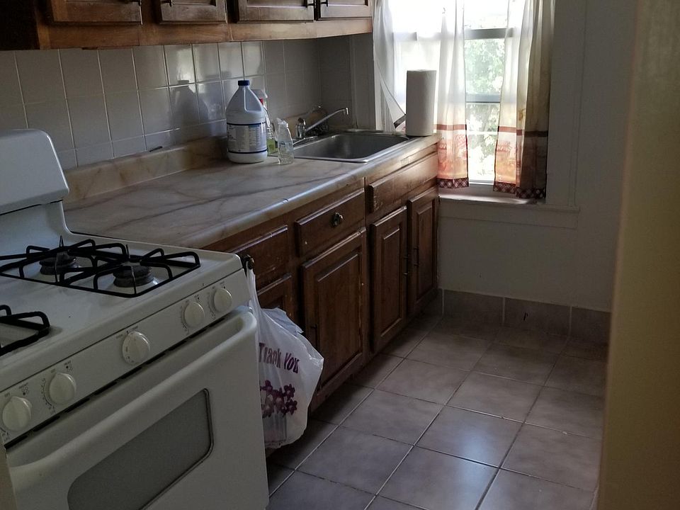 1st image of 8821 88th St Floor 2