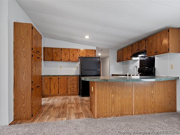 5th image of 116 Crestbrook Dr