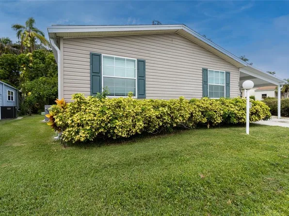 13 Meadowlark Cir, Ellenton, FL 34222