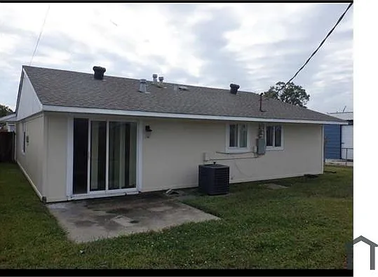 112 Jeanne Dr — Photo 6