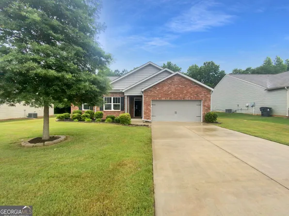 5515 Martin Ct, Ellenwood, GA 30294