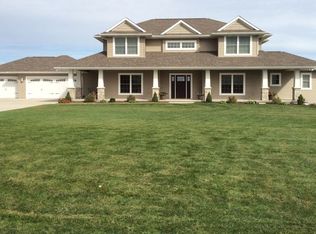 16146 Charlet Ln, Geneseo, IL 61254
