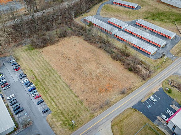 3rd image of 109 L P Auer Rd