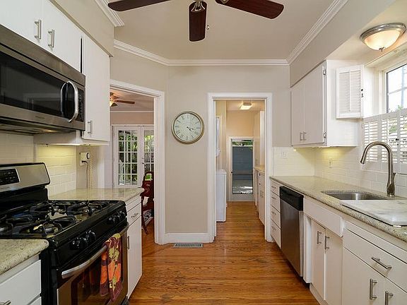 5th image of 2784 Harkness St