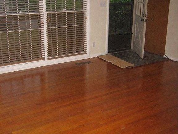 2nd image of 4094 Green Oak Dr